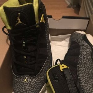 Jordan 6 rings black / venom green